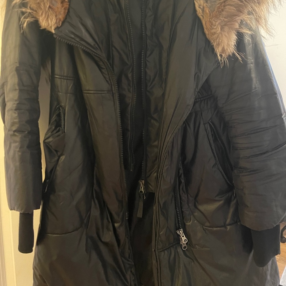 Mackage Fur Jacket (zip open hood)